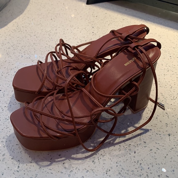 pretty little thing block platform heeled sandals - Picture 2 of 3